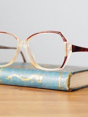 Vintage Clear and Tortoiseshell Glasses